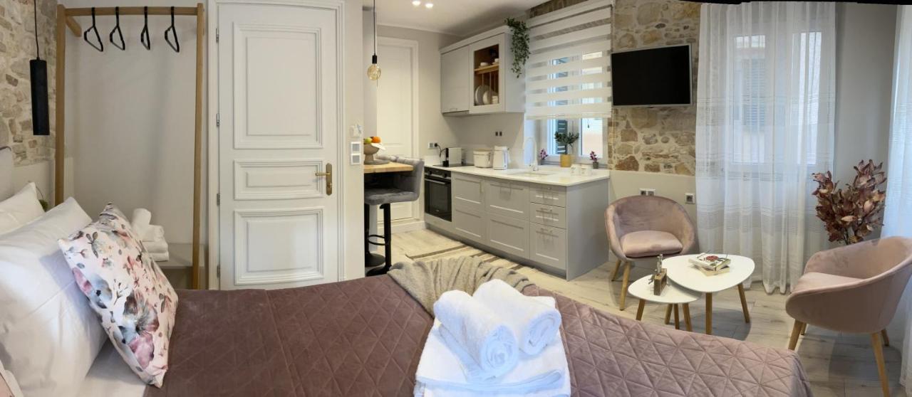 Biscoutsis Old Town Studio Corfu  Екстер'єр фото